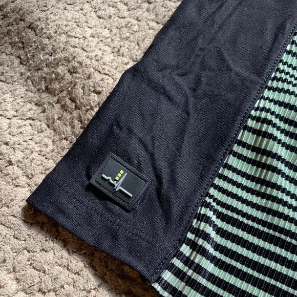 Jamie Sadock Signed Abstract Crinkle Black Skort Size M - Picture 2 of 5